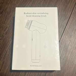 Face cleansing brush